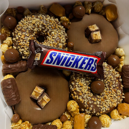 Snickers box